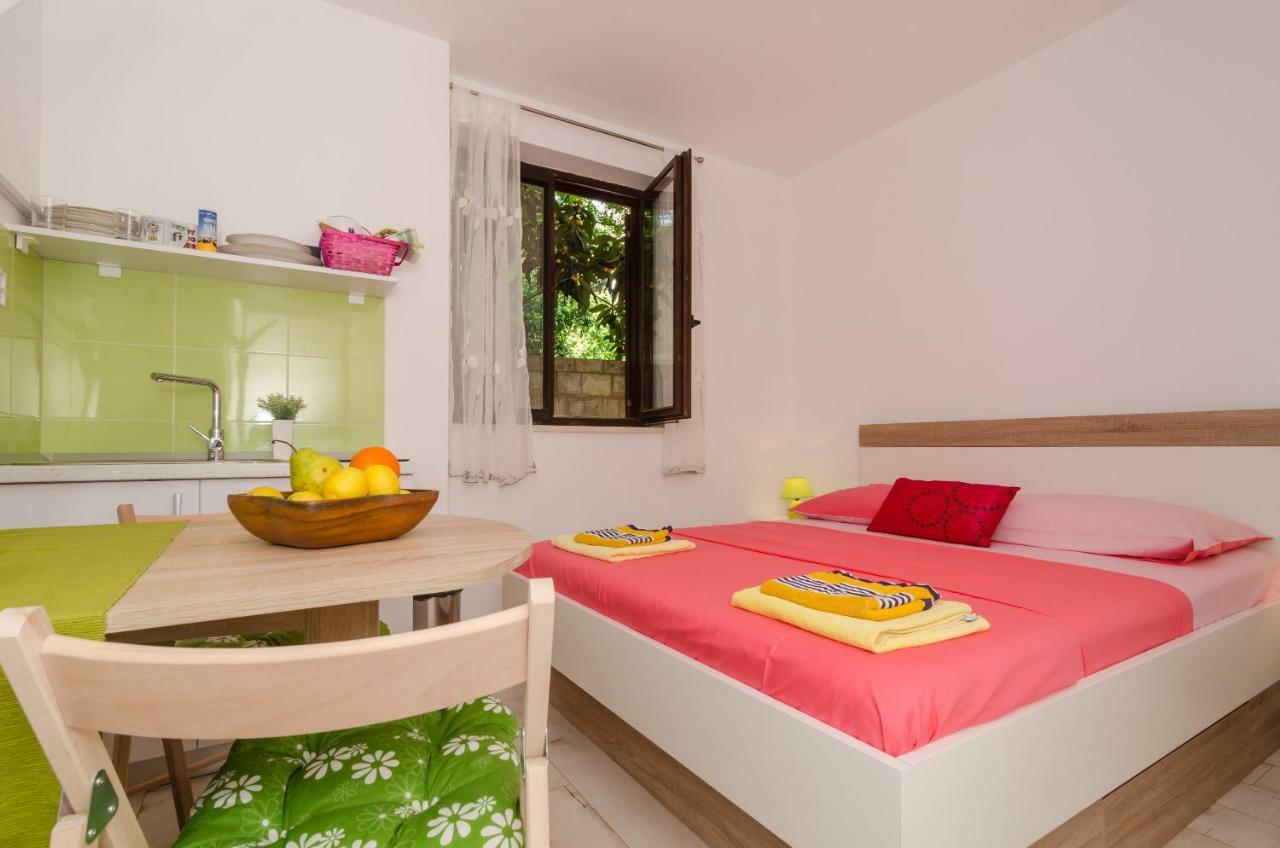 Eva Apartment *