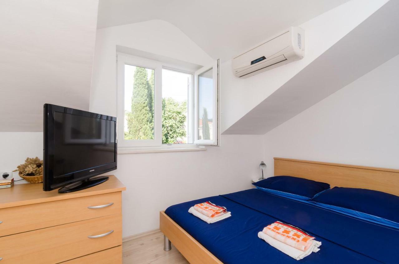 Eva Apartment *